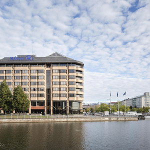 Hotel Hilton Helsinki Strand cazare Kallio