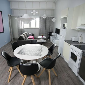 Hotel Innotelli Apartments cazare Mellunkylae