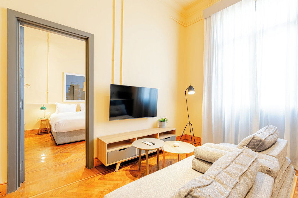 Hotel Brassbell Grey Studio Menasce House