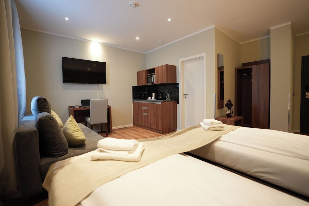 Hotel Hotel Attaché By Ans