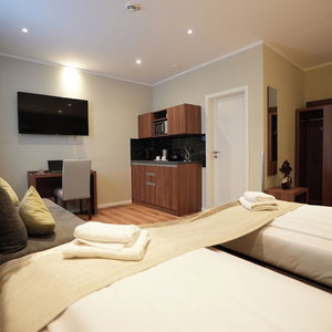 Hotel Hotel Attaché By Ans cazare Gallus