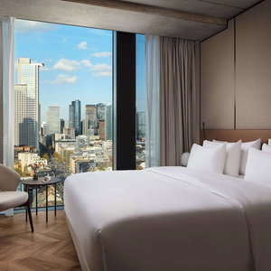Hotel Nh Collection Frankfurt Spin Tower cazare Gallus