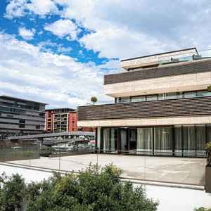 Hotel Main Suites cazare Gallus