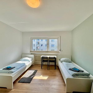 Hotel Family Apartments Near City Centre cazare Gallus