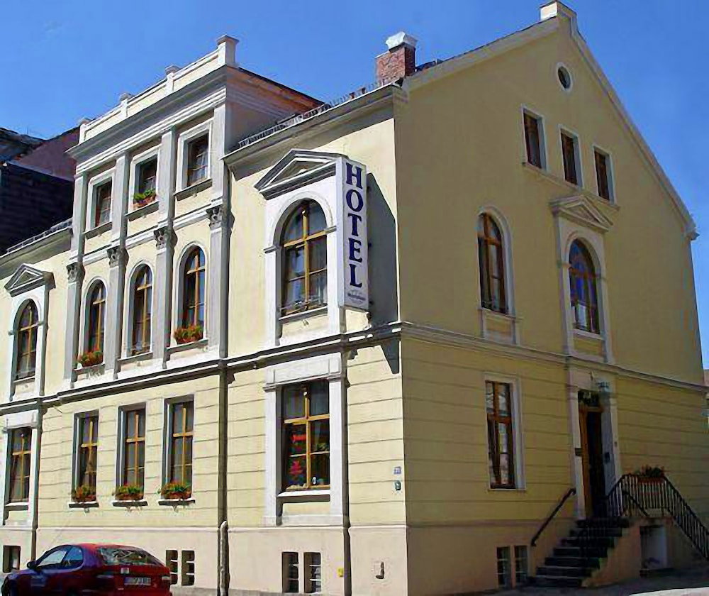 Hotel Meridian