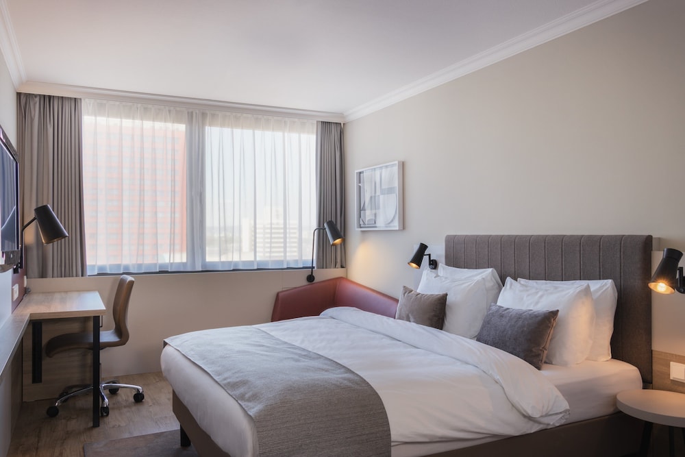 Hotel Crowne Plaza Frankfurt Congress Hotel By Ihg