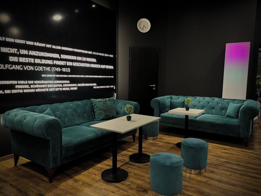 Hotel Colour Hotel