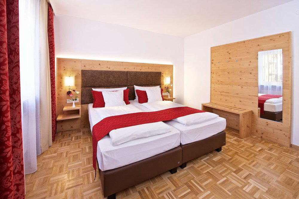 Hotel Park Hotel Laim Serviced Apartments