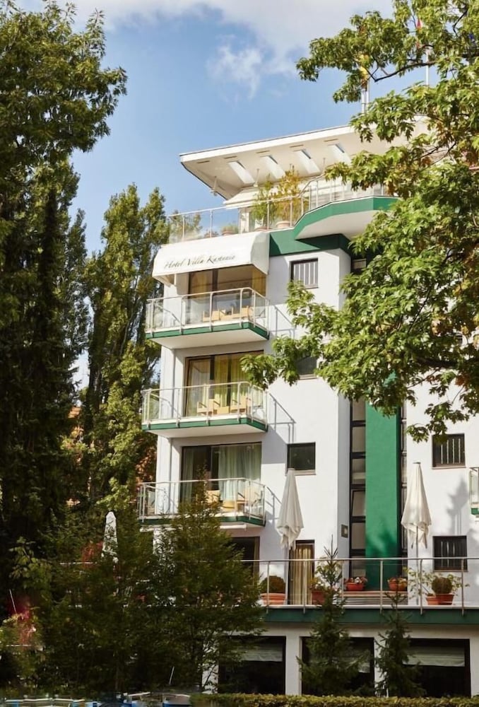 Hotel Bernstein Villa Kastania