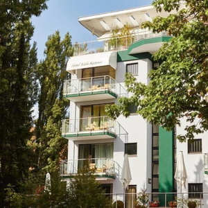 Hotel Bernstein Villa Kastania cazare Westend