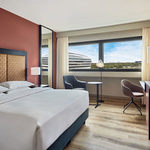 Hotel Sheraton Frankfurt Airport Hotel & Conference Center cazare Kelsterbach