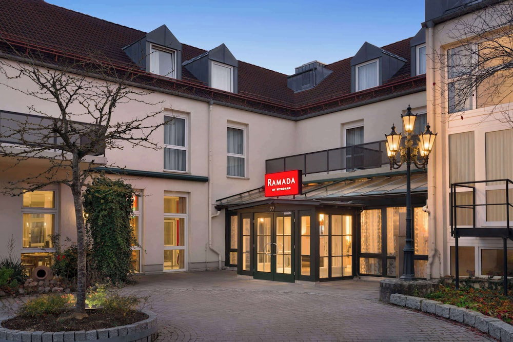 Hotel Ramada By Wyndham Muenchen Airport