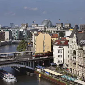 Hotel Melia Berlin cazare Mitte