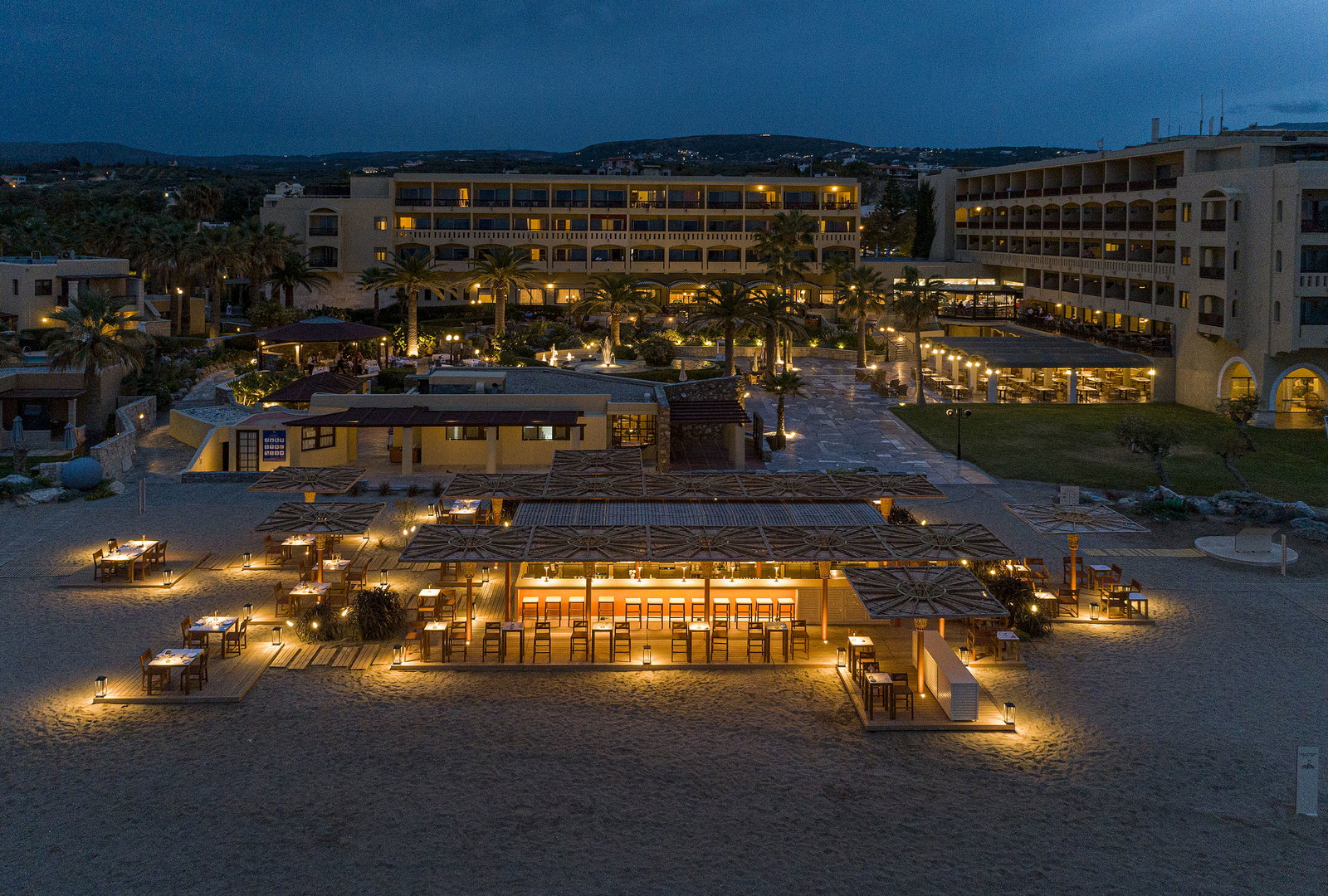 dal travel Aquila Rithymna Beach