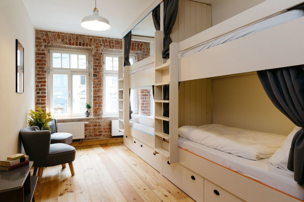 Hotel Hostel Multitude