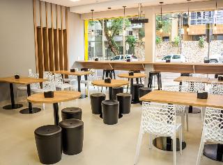 Hotel Tarobá Express