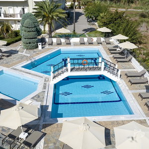 Hotel Vantaris Garden cazare Kavros