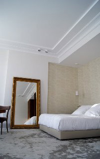 Yndo Hotel