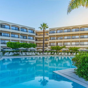 Hotel Sol By Melia Cosmopolitan cazare Ixia