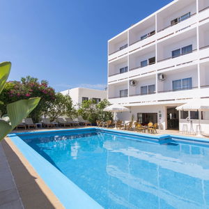 Hotel Azuline Hotel Mediterraneo cazare Santa Eularia des Riu