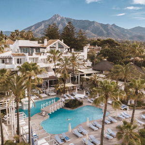 Hotel Puente Romano Beach Resort cazare Marbella