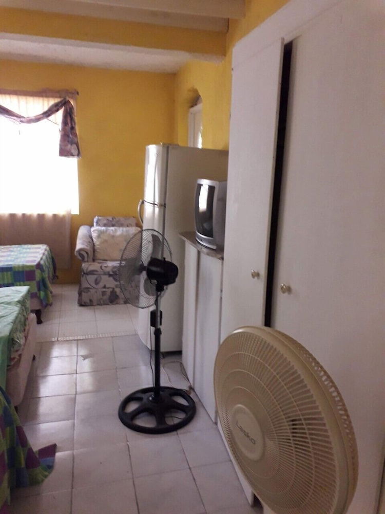 Hotel Jo J'S Hostel