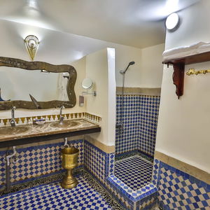 Hotel Riad Farouzi Fes cazare Fes