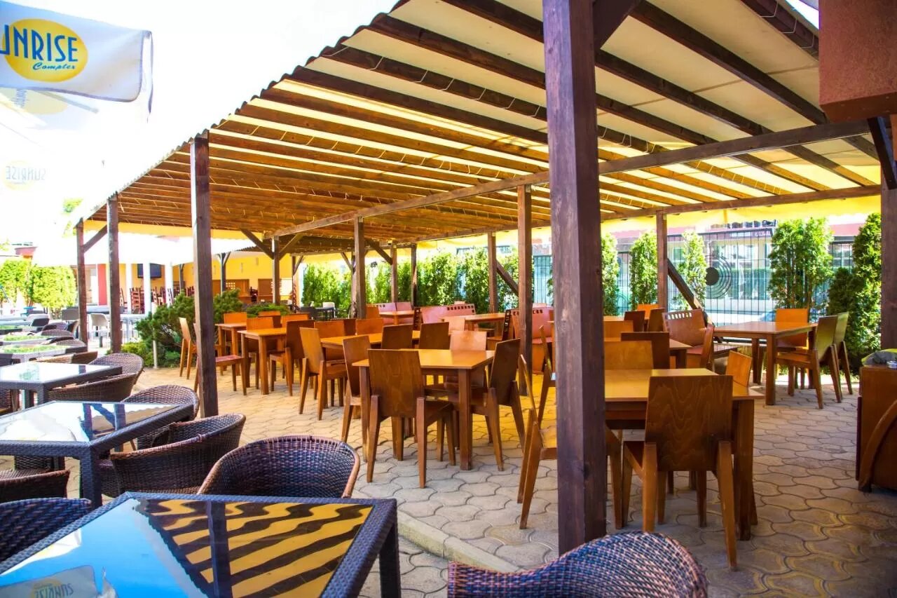 Sunrise Family Resort