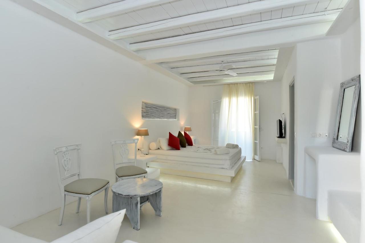 Zefi Hotel & Suites Paros