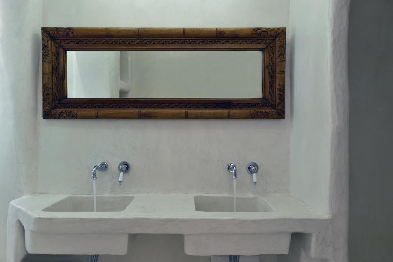 Zefi Hotel & Suites Paros