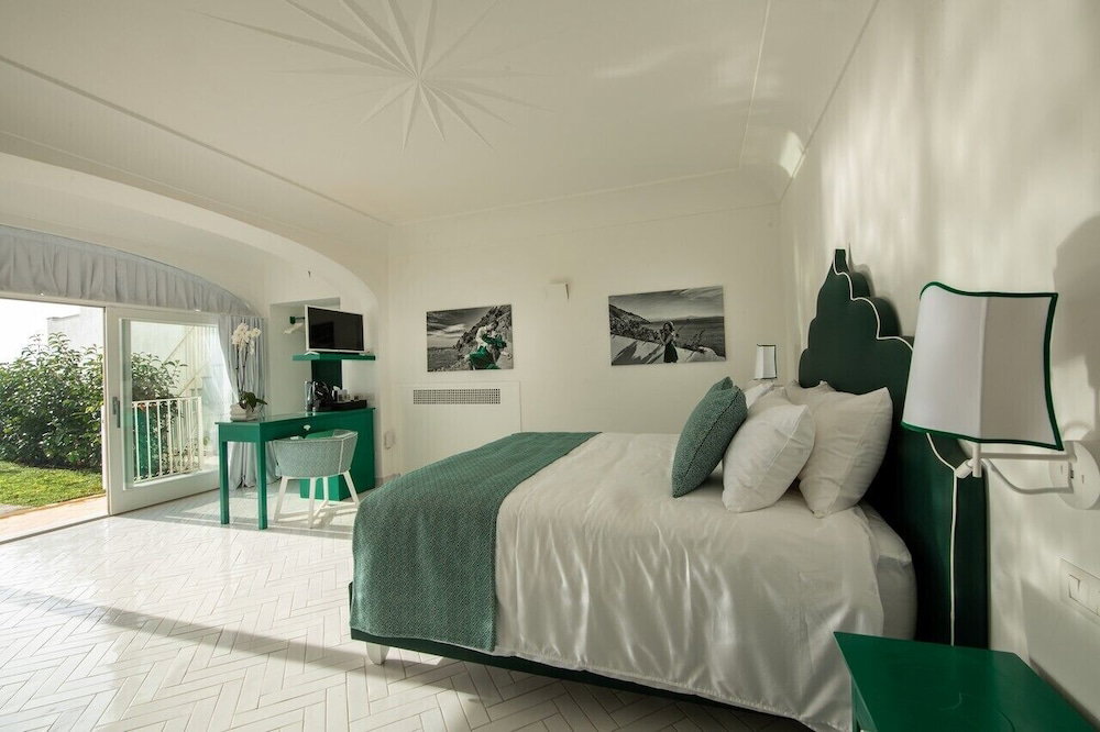 Hotel Villa Francesco Luxury Suites