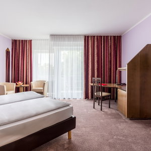Hotel Andante Hotel Dresden cazare Leuben