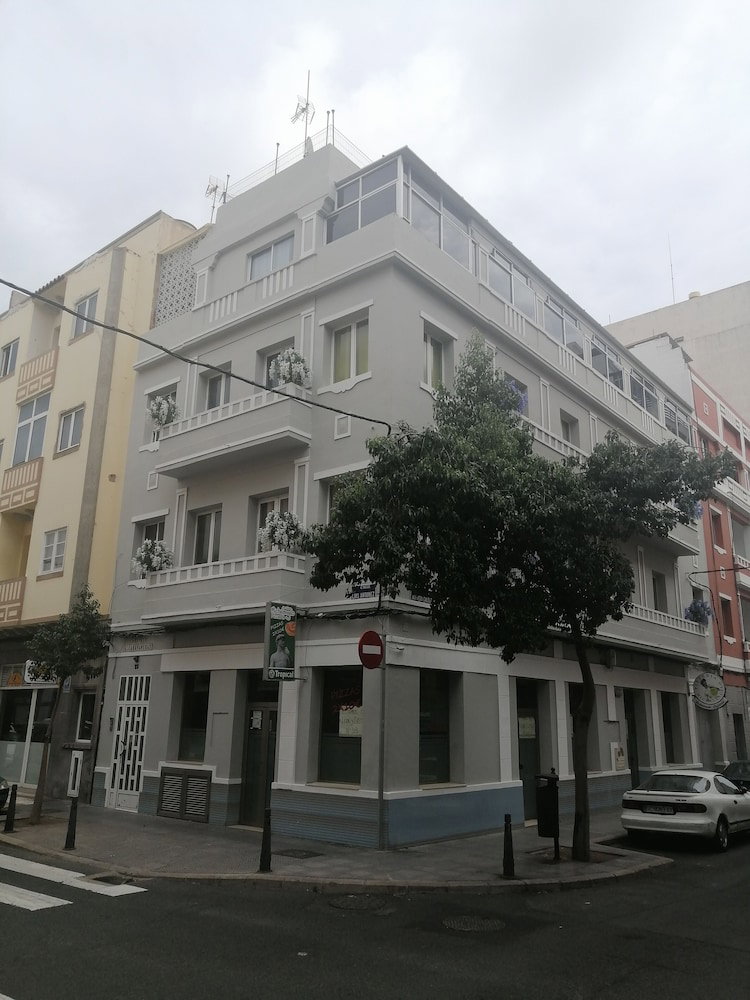 Hotel Hostal Alcaravaneras - Adults Only