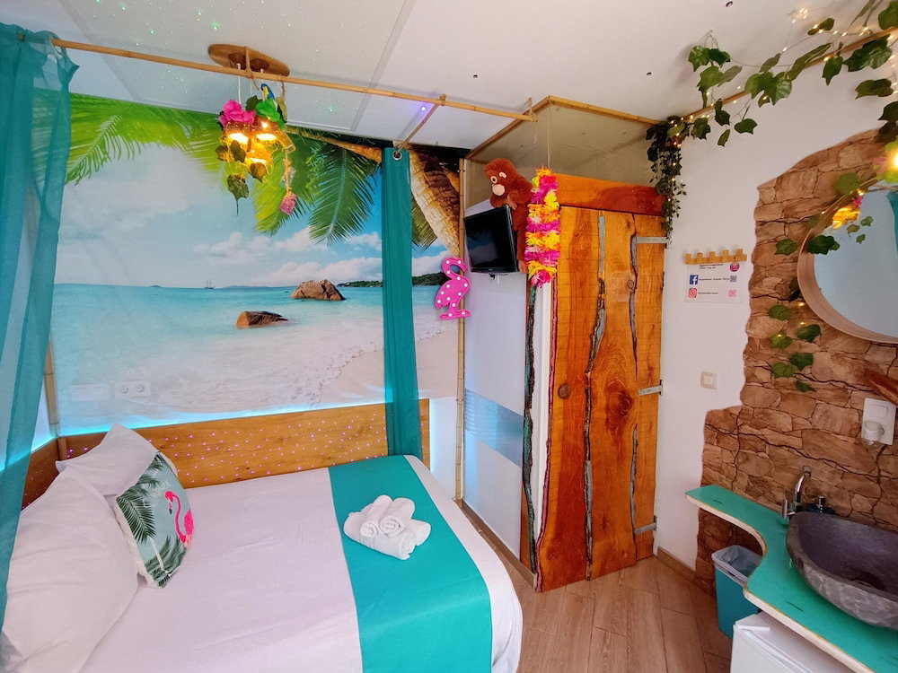 Hotel Wonder Room Paraiso Magico Habitacion