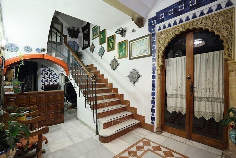 Hotel Pensión Landazuri