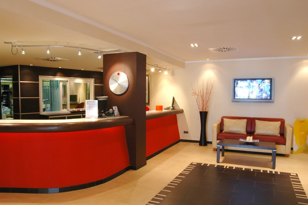 Hotel Macdonald Dona Lola Club