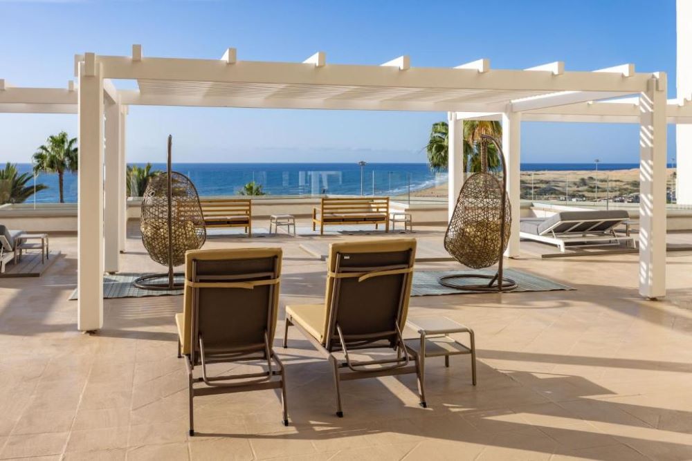 Corallium Dunamar (Adults Only)
