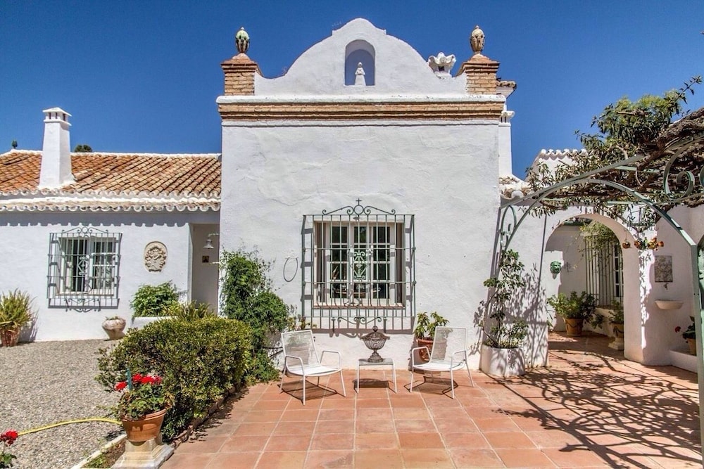 Hotel Cortijo De Correa