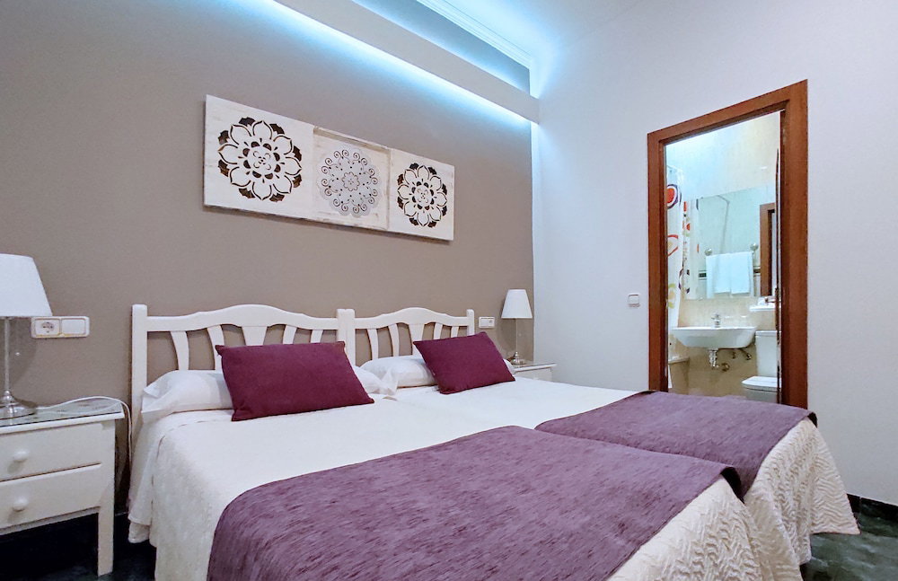 Hotel Hostal Bruña