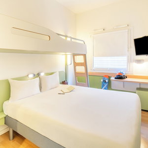 Hotel Ibis Budget Madrid Calle Alcalá cazare Simancas