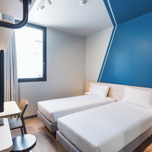 Hotel Ibis Budget Madrid Albasanz cazare Simancas