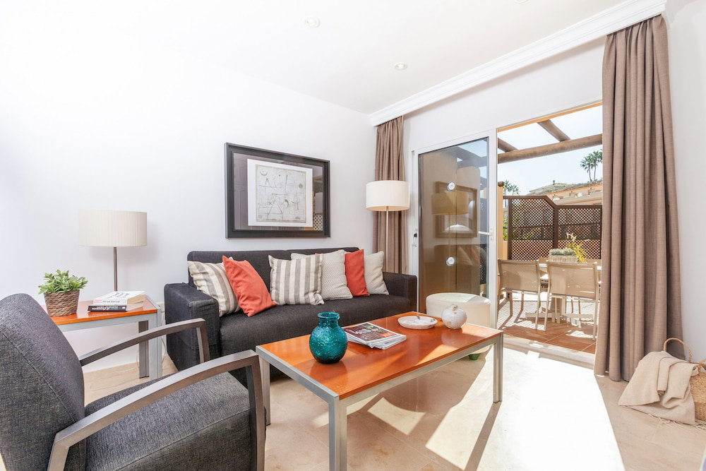Hotel As Mds 295 In Mijas Costa