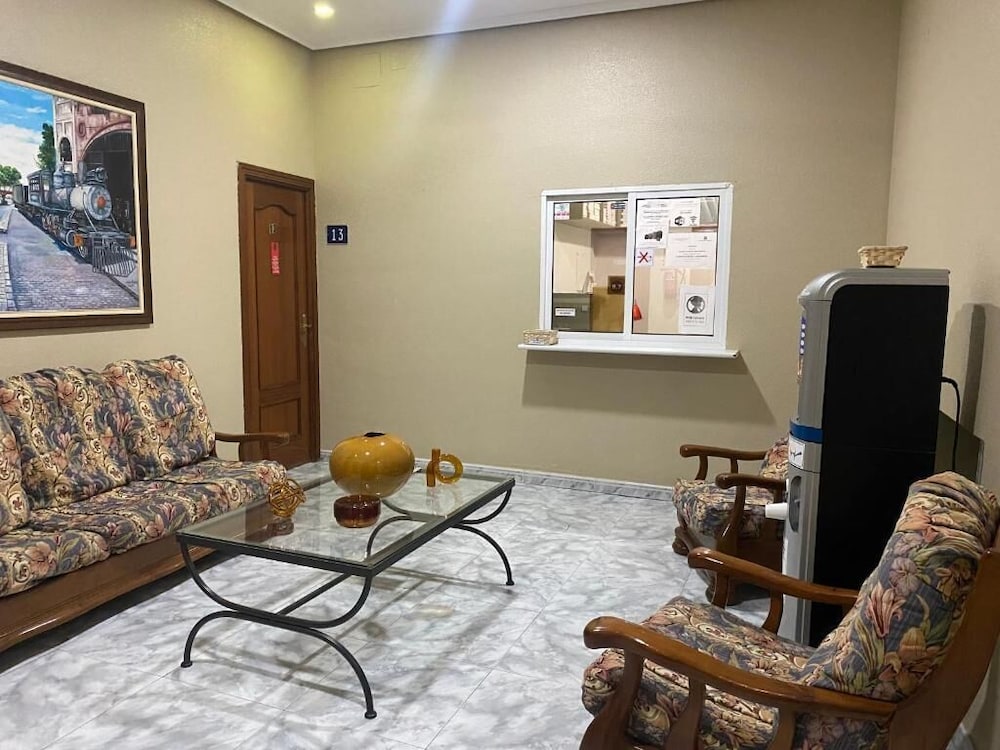 Hotel Hostal Palacios Fuencarral