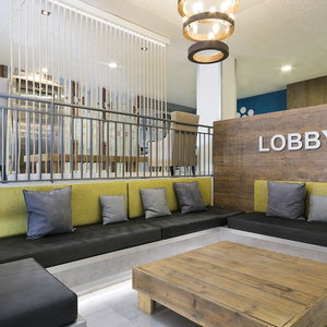 Hotel Madrid Airport Suites, Affiliated By Meliá cazare Coslada