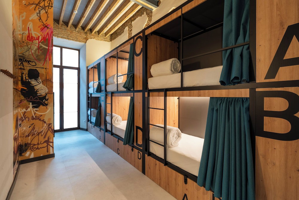 Hotel The Central House Granada Elvira Hostel