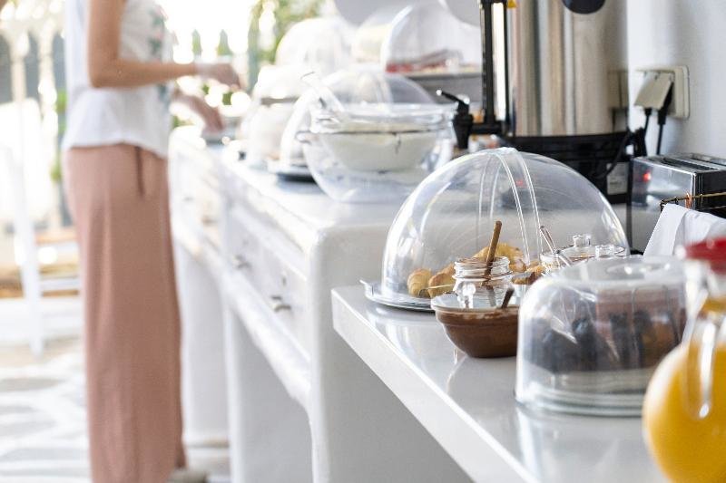 Iris Boutique Hotel