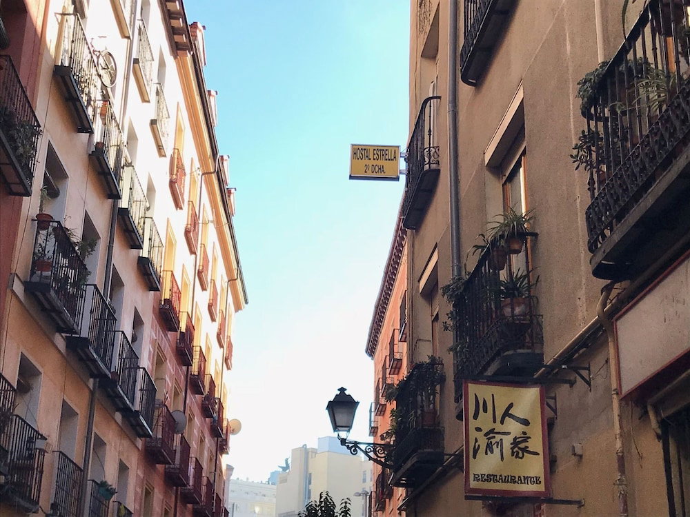 Hotel Pensión Myd La Estrella