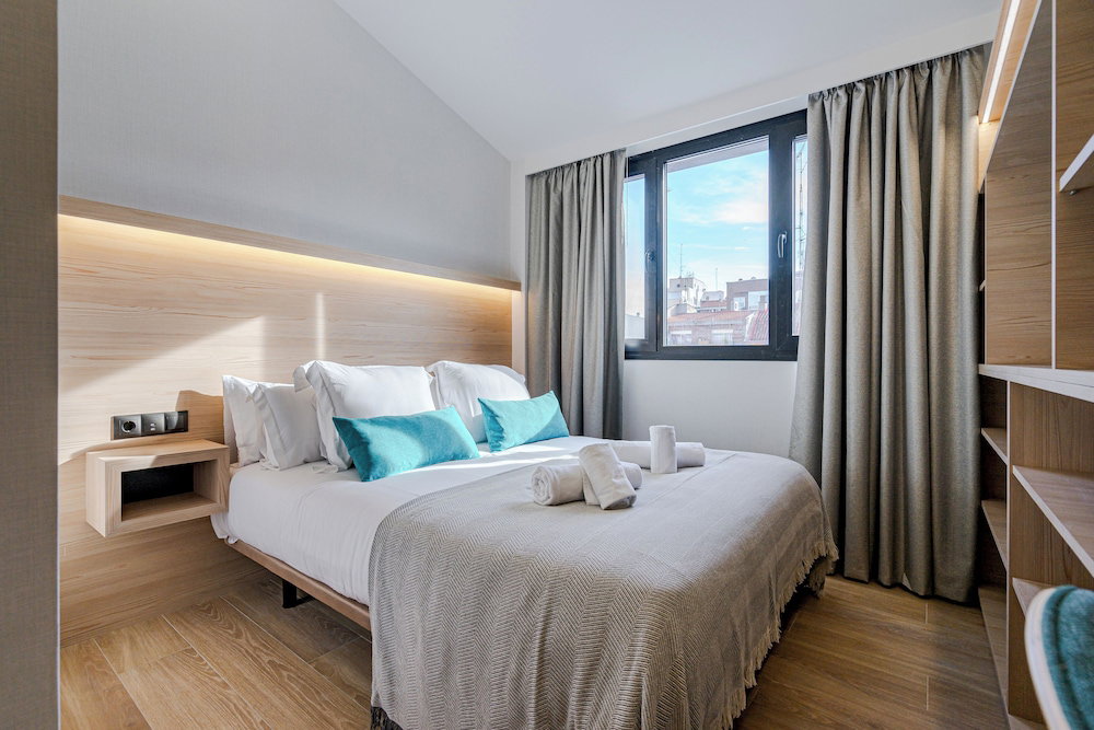Hotel Feelathome Ventas Suites