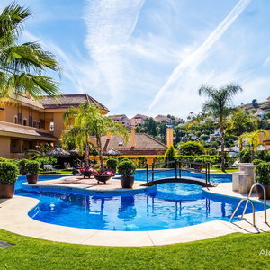 Hotel Aloha Hill Club Golf & Spa Apartments cazare San Pedro de Alcantara