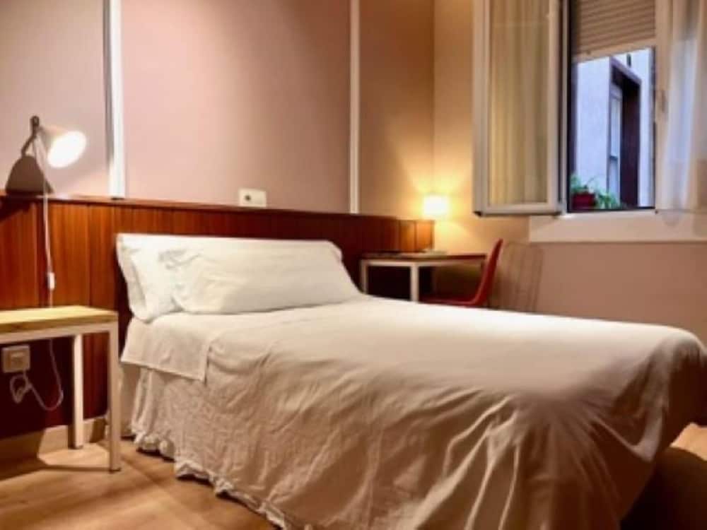 Hotel Hostal La Vera